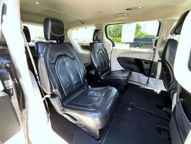 2022 Chrysler Pacifica - $23,645