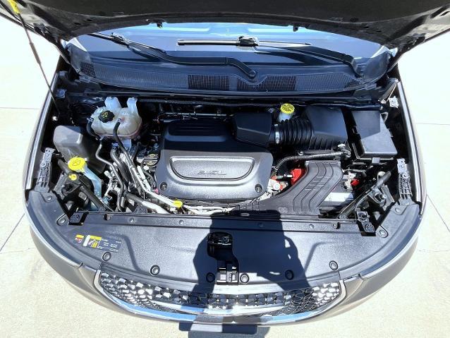 2022 Chrysler Pacifica - $23,645