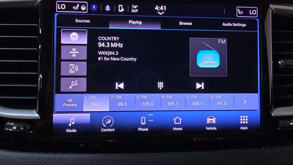2022 Chrysler Pacifica Touring L