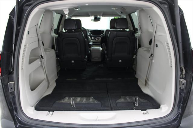 2023 Chrysler Pacifica - $22,862