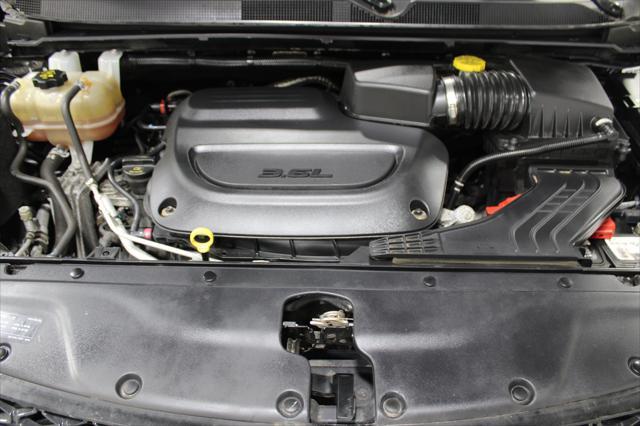 2023 Chrysler Pacifica - $22,862