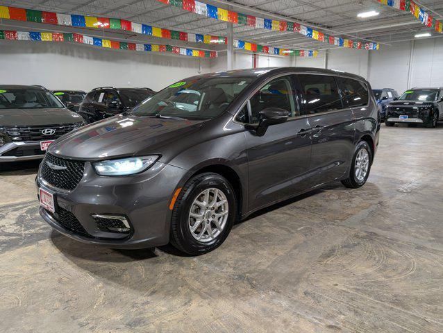 2023 Chrysler Pacifica - $22,177