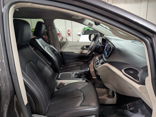 2023 Chrysler Pacifica - $22,177