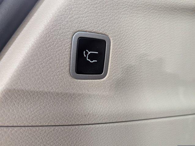 2023 Chrysler Pacifica - $22,177