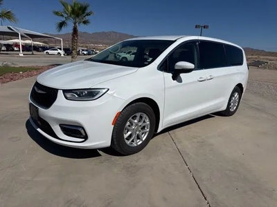 Photo of a 2023 Chrysler Pacifica Touring L 4DR Mini-Van for sale