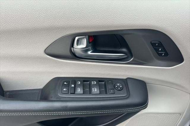 2023 Chrysler Pacifica - $19,795