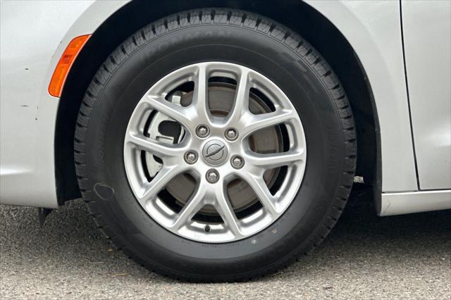 2023 Chrysler Pacifica - $19,795