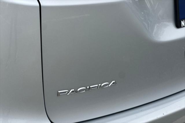 2023 Chrysler Pacifica - $19,795