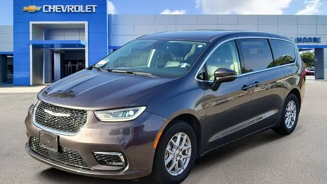 2023 Chrysler Pacifica Touring L