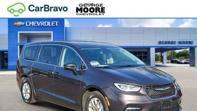 Preowned 2023 Chrysler Pacifica Touring L for Sale