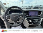 2023 Pacifica Thumbnail 18