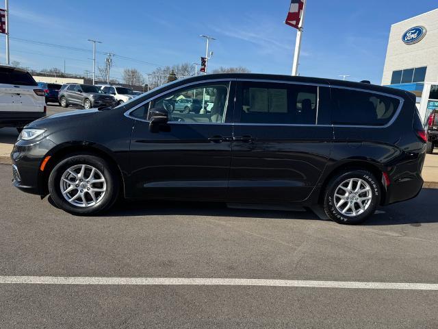 2023 Chrysler Pacifica - $24,211