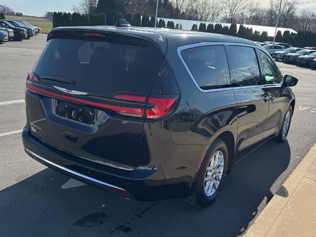 2023 Chrysler Pacifica - $23,275