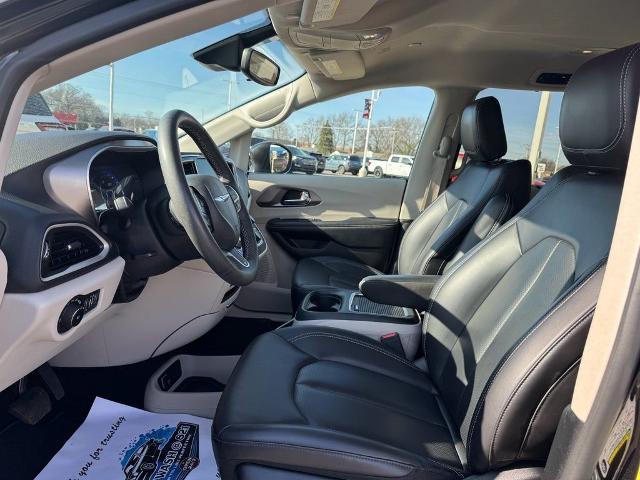 2023 Chrysler Pacifica - $23,275