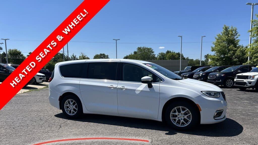 Preowned 2023 Chrysler Pacifica Touring L for Sale