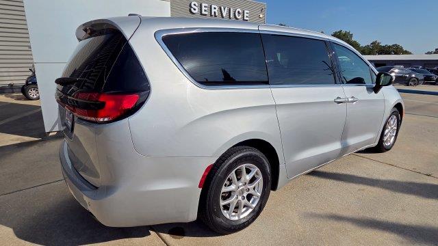 2023 Chrysler Pacifica - $18,501