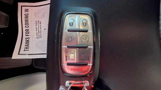 2023 Chrysler Pacifica - $18,501