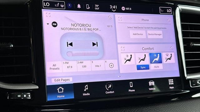 2023 Chrysler Pacifica Touring L