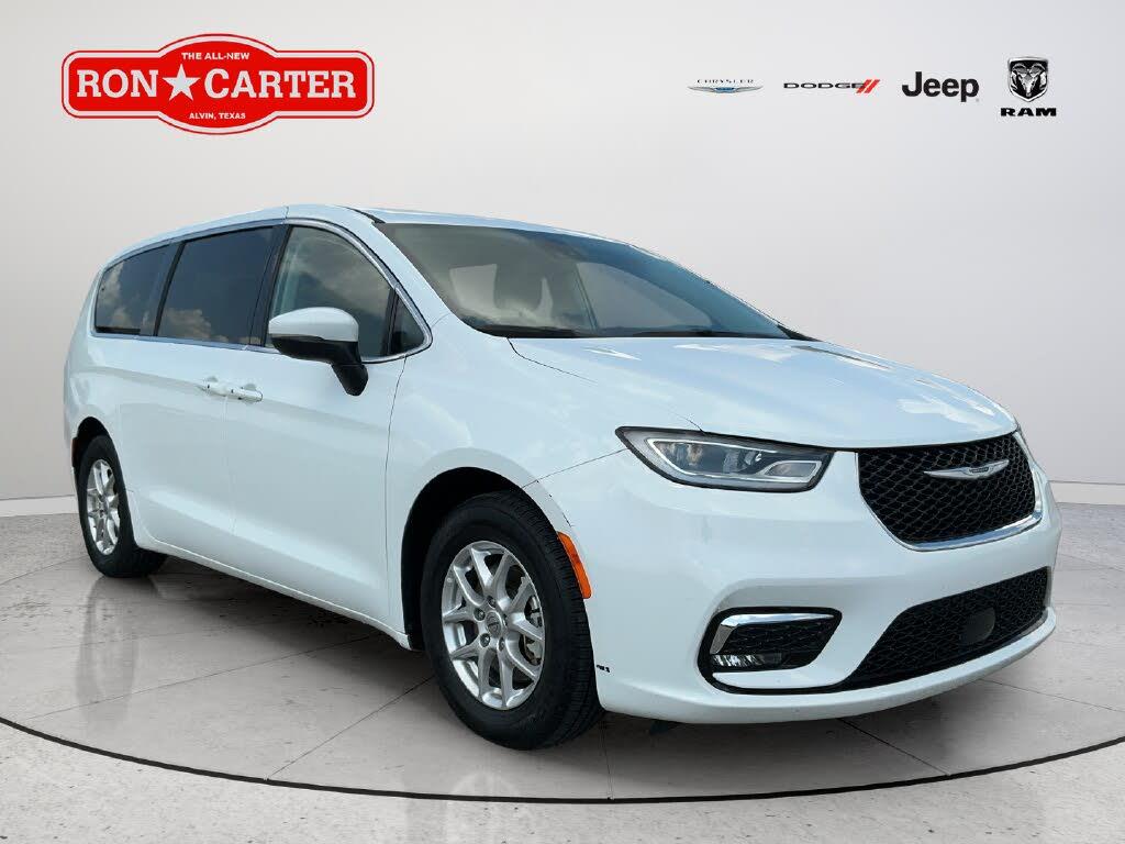 2023 Chrysler Pacifica - $18,099