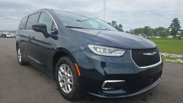 Preowned 2023 Chrysler Pacifica Touring L for Sale