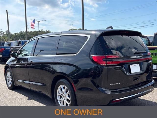 2024 Chrysler Pacifica - $25,608