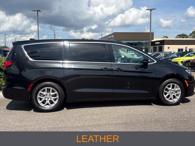 2024 Chrysler Pacifica - $25,608