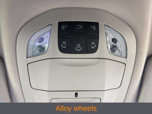 2024 Chrysler Pacifica - $25,608