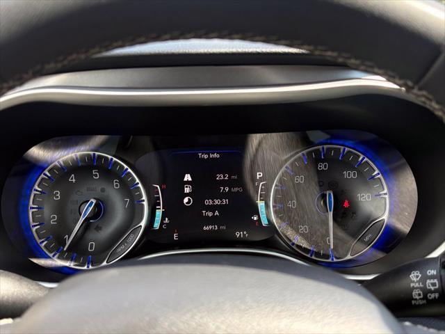 2024 Chrysler Pacifica - $25,608