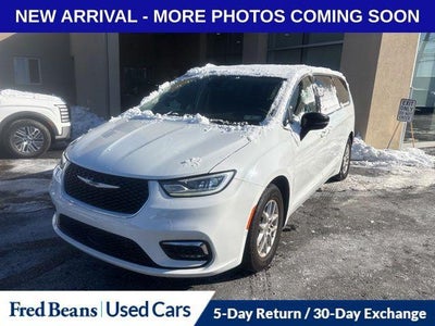 Photo of a 2024 Chrysler Pacifica Touring L 4DR Mini-Van for sale