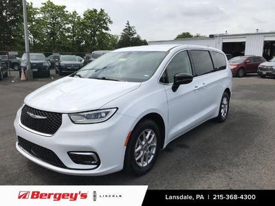 2024 Chrysler Pacifica Touring L 4DR Mini-Van
