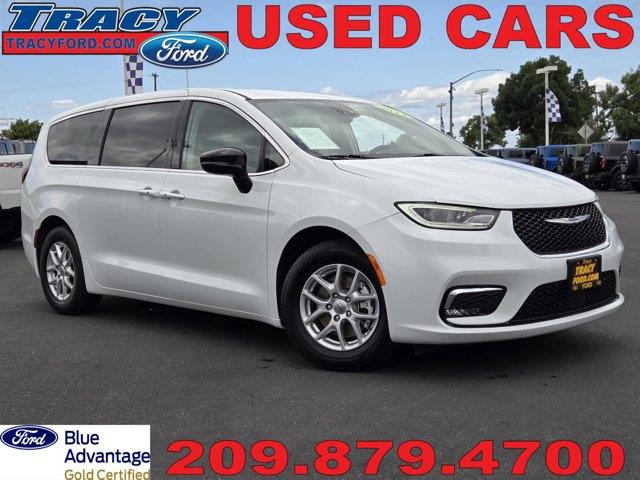 2024 Chrysler Pacifica