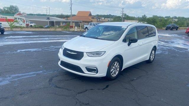 Preowned 2024 Chrysler Pacifica Touring L for Sale