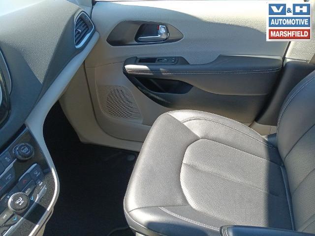 2024 Chrysler Pacifica - $24,602