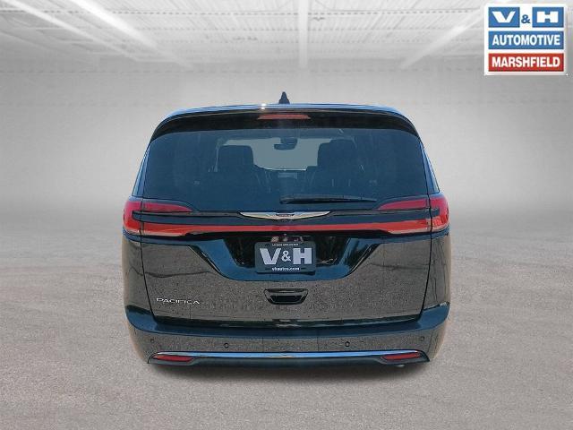 2024 Chrysler Pacifica - $24,602