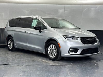 Photo of a 2024 Chrysler Pacifica Touring L 4DR Mini-Van for sale