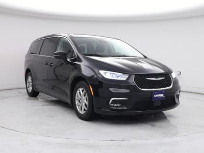 Photo of a 2024 Chrysler Pacifica Touring L 4DR Mini-Van for sale