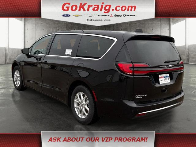 2024 Chrysler Pacifica - $23,170