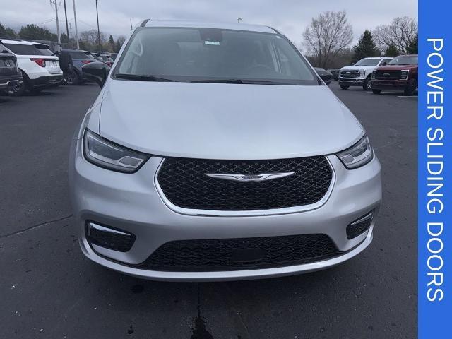 2024 Chrysler Pacifica - $29,299