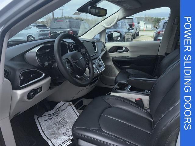 2024 Chrysler Pacifica - $29,299