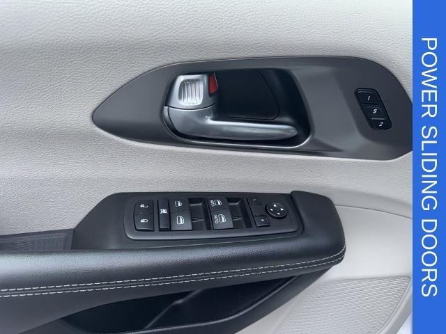 2024 Chrysler Pacifica - $29,299