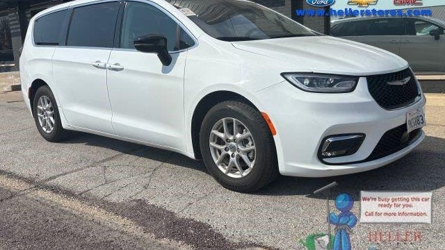 Preowned 2024 Chrysler Pacifica Touring L for Sale
