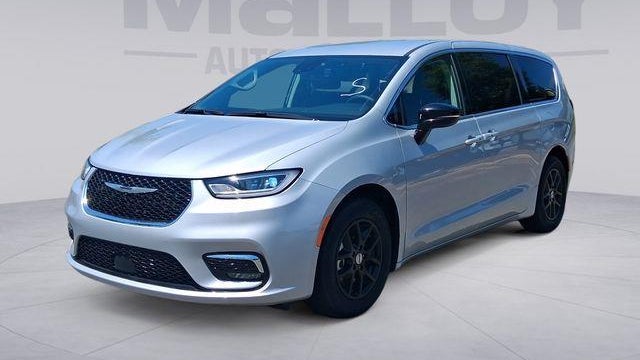 Preowned 2024 Chrysler Pacifica Touring L for Sale
