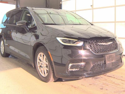Photo of a 2024 Chrysler Pacifica Touring L 4DR Mini-Van for sale