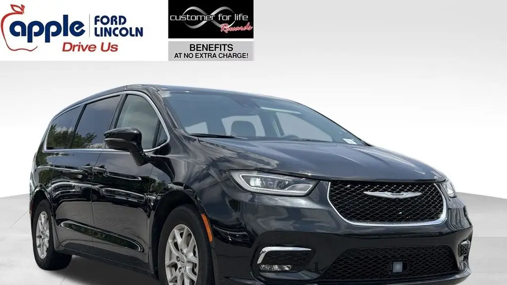 Preowned 2024 Chrysler Pacifica Touring L for Sale