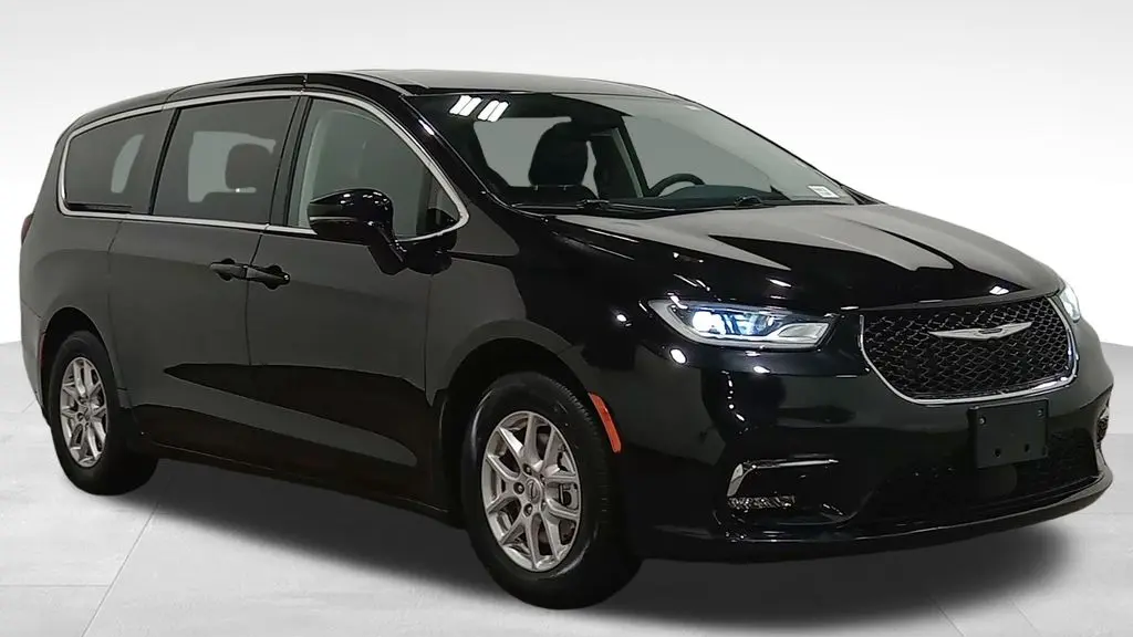 Preowned 2024 Chrysler Pacifica Touring L for Sale