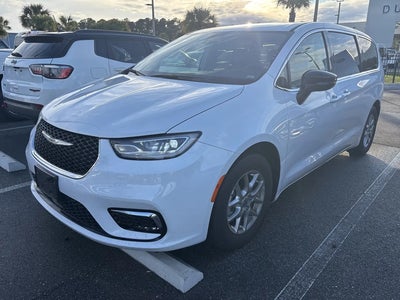 Photo of a 2024 Chrysler Pacifica Touring L 4DR Mini-Van for sale