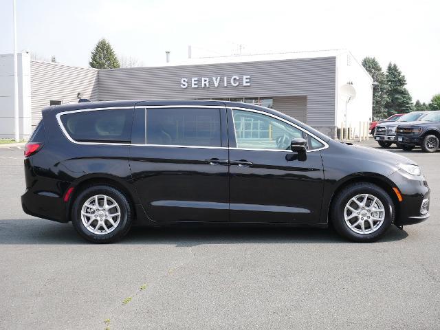 2024 Chrysler Pacifica - $22,987