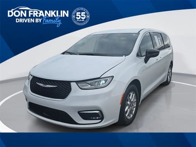 Photo of a 2024 Chrysler Pacifica Touring L 4DR Mini-Van for sale