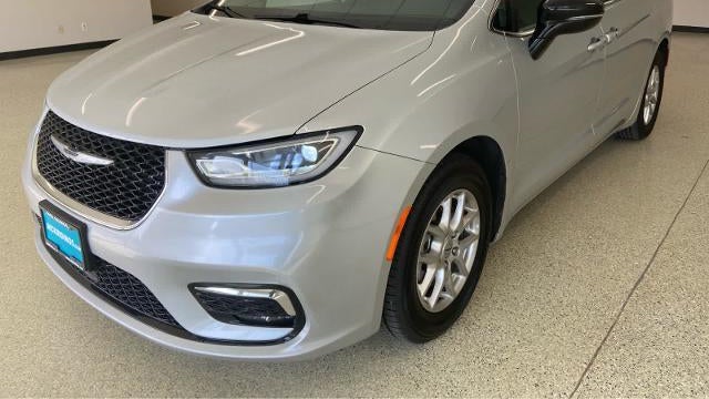Preowned 2024 Chrysler Pacifica Touring L for Sale