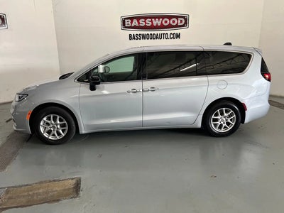 Photo of a 2024 Chrysler Pacifica Touring L 4DR Mini-Van for sale